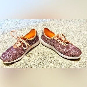Womens size 6.5 pink glitter sneakers. Worn 1x